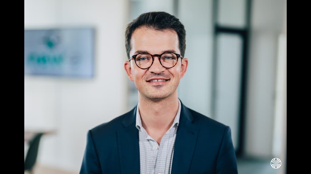 Découvrez new-e avec Thomas, directeur général et co-fondateur