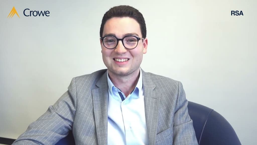 Après deux ans d'apprentissage, Victor poursuit l'aventure avec RSA comme Comptable Junior