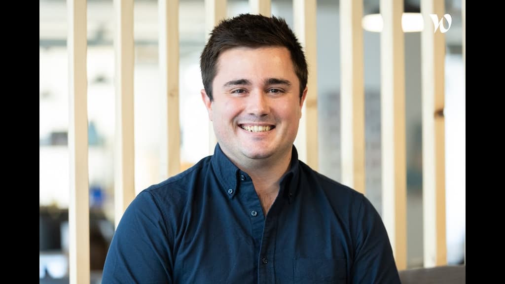 Présentation de Nicolas, responsable Supply chez En Voiture Simone !