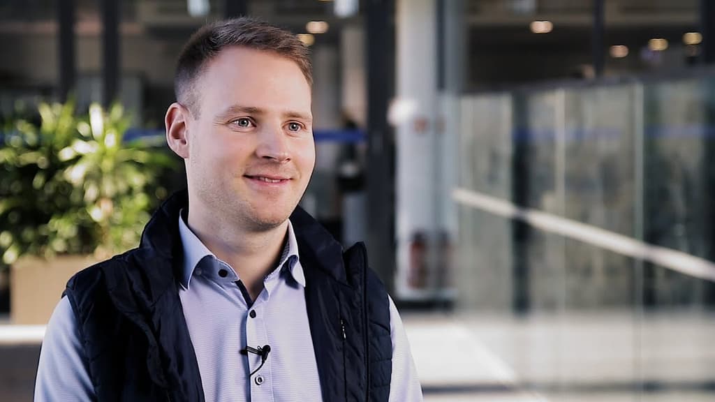 From starting his career as an Office Management apprentice to securing a full-time role in Sales Operations, meet Julian.
