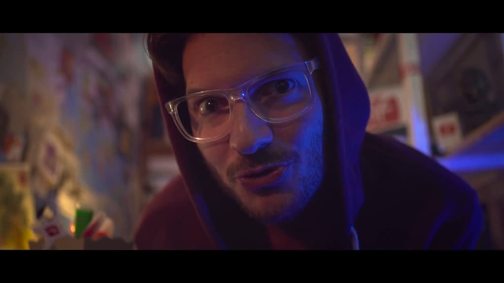 Quand 3F fait appel à « Et tout le monde s’en fout » pour parler des HLM, forcément, ça fait rire, et ça fait réfléchir...