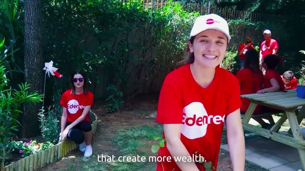 Our purpose: "Enrich connections. For good." [English version]
