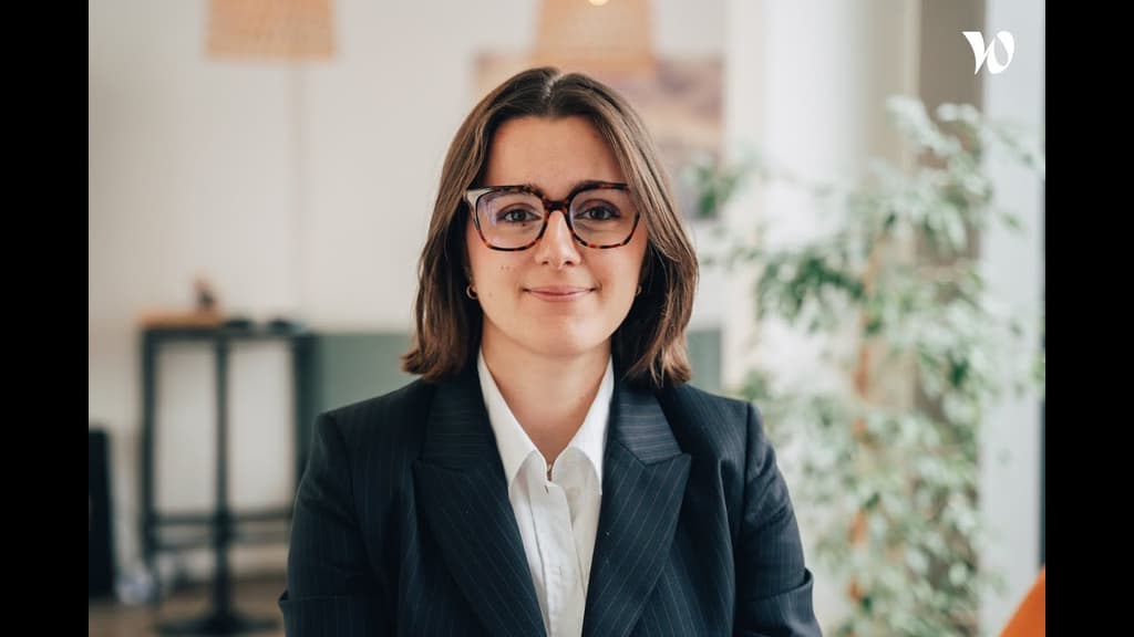 Découvrez notre expertise "intralogistique" avec Carla, consultante chez Mews Partners !