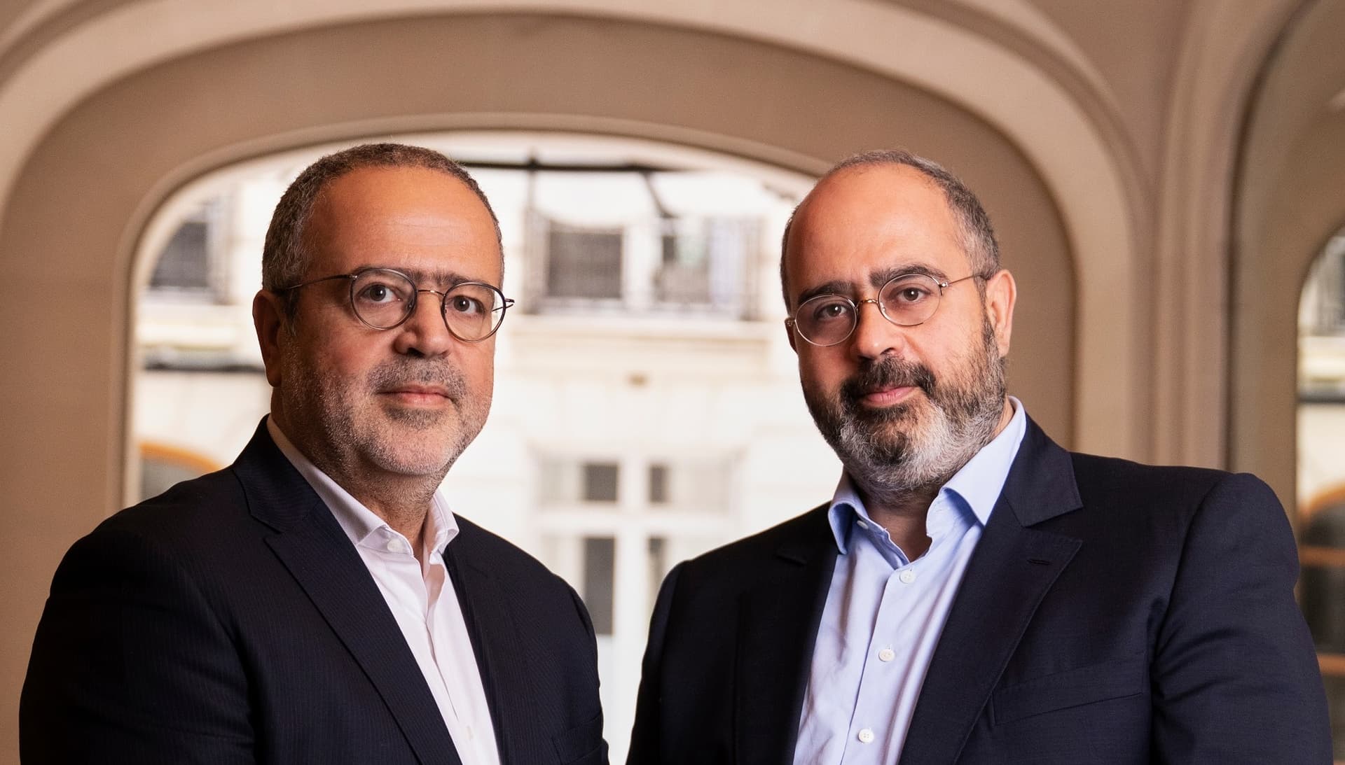 Mr Guy Mouyal et Mr Max Mouyal, Dirigeants.