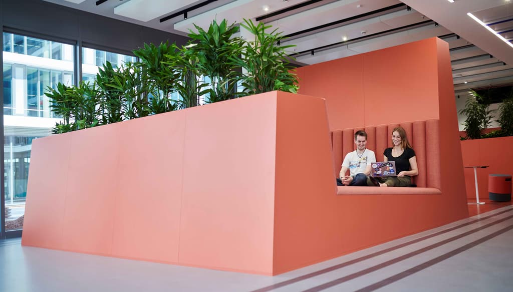 For us, working flexibly means choosing the place where we can work together most effectively.