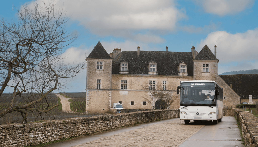 Autocar dédié à notre filiale Car Formation pour la qualification des conducteurs.