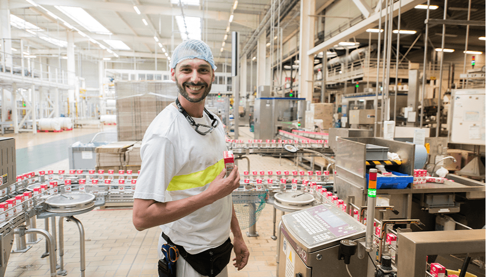 Nous encourageons la responsabilisation de chaque salarié et offrons des parcours sur-mesure sur l’ensemble de nos métiers et de nos sites