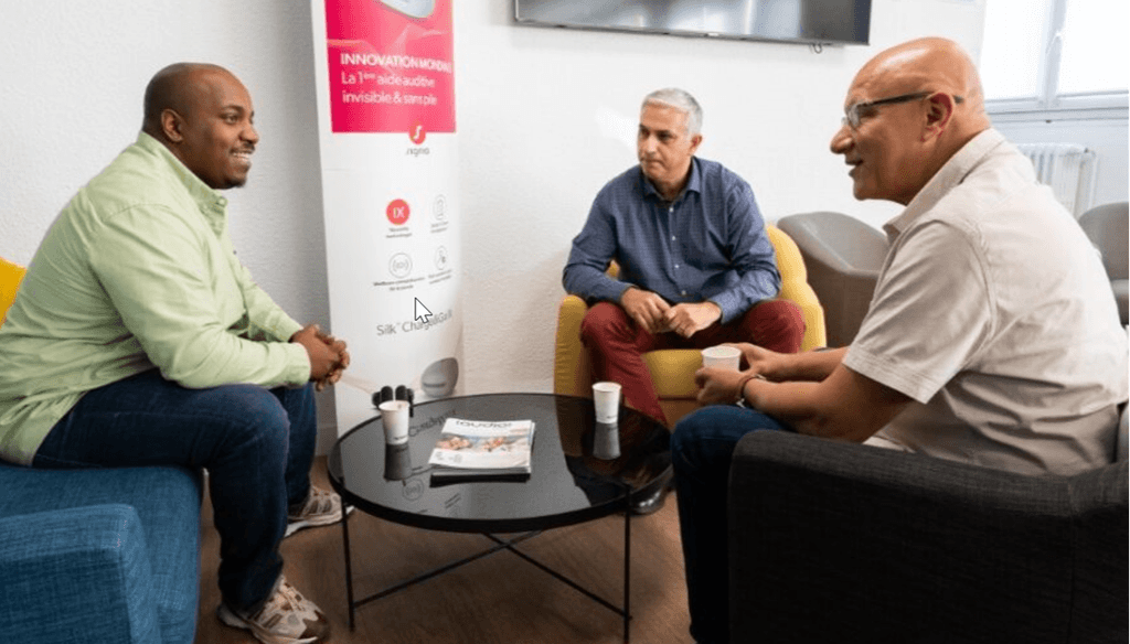 Nous évoluons dans un environnement international et multiculturel.