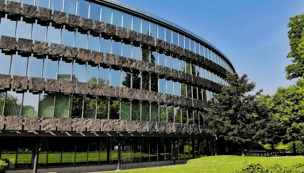 Our Office Building in Brussels - Watermael-Boitsfort next to the ForĂŞt de Soignes!
--> Chaussée de la Hulpe, 166
1170 Brussels.