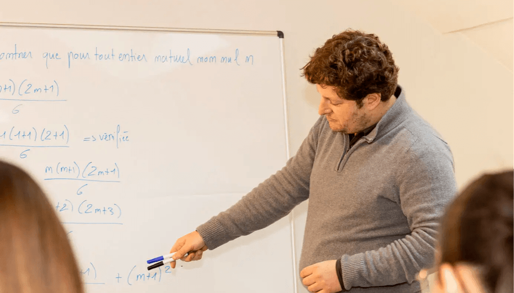 Prevision - Prépa post-bac à Paris pour réussir le bac, Parcoursup et les concours (commerce, ingénieur, santé, IEP, étranger).