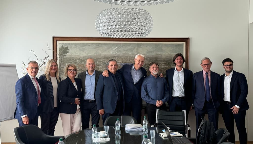 Kauf der Vero Project in Italien.