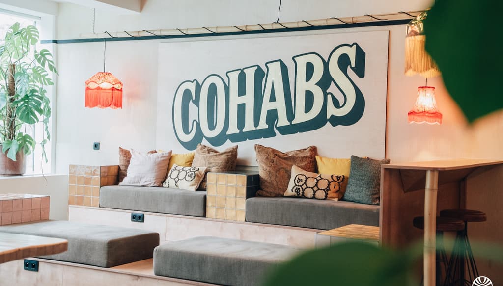 Les bureaux Cohabs sont conçus comme nos maisons : chaleureux, inspirants et pensés pour les interactions humaines avant tout.