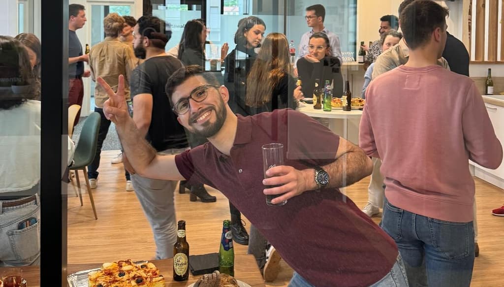 Afterwork de printemps dans les bureaux. Au programme : des jeux et un apéro !