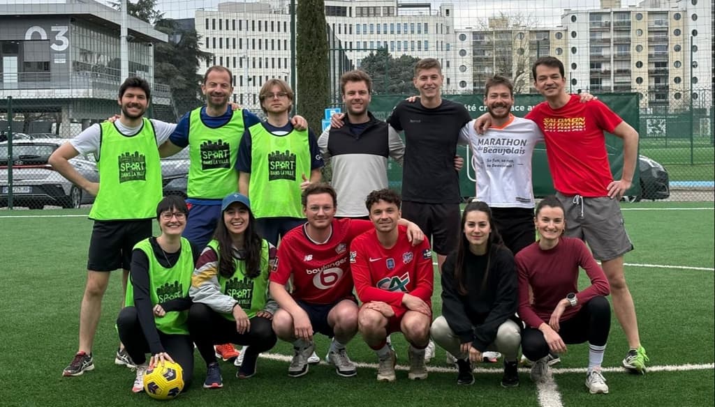 Foot à Sport dans la ville : un lieu permettant aux enfants des quartiers sensibles de favoriser leur insertion sociale et pro par le sport