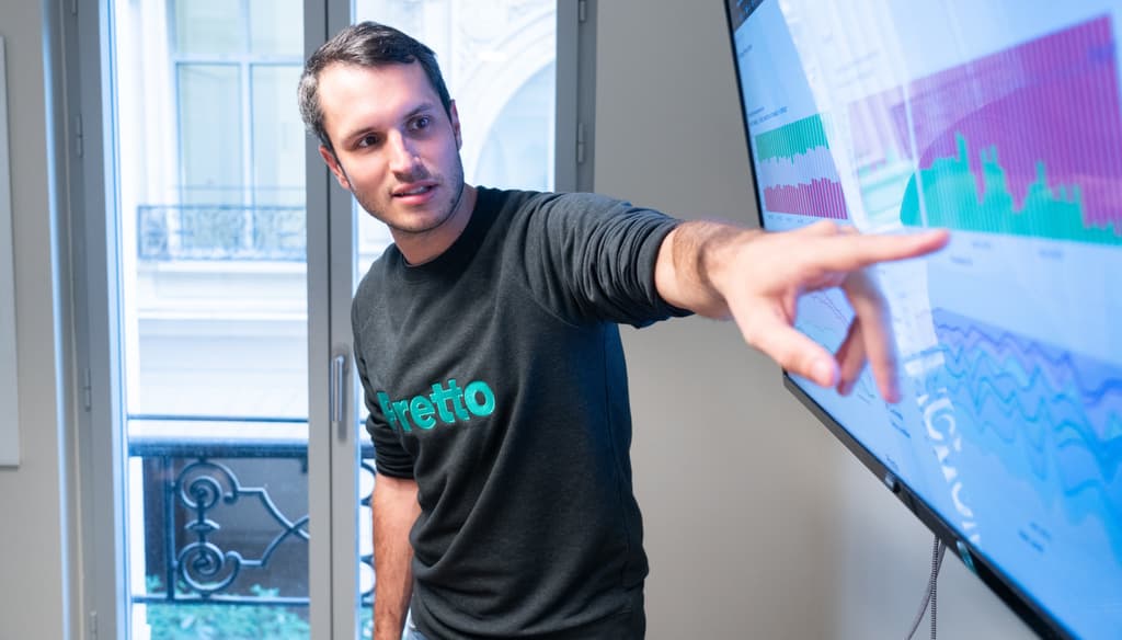 Olivier, notre Head of Strategy en pleine analyse de chiffres