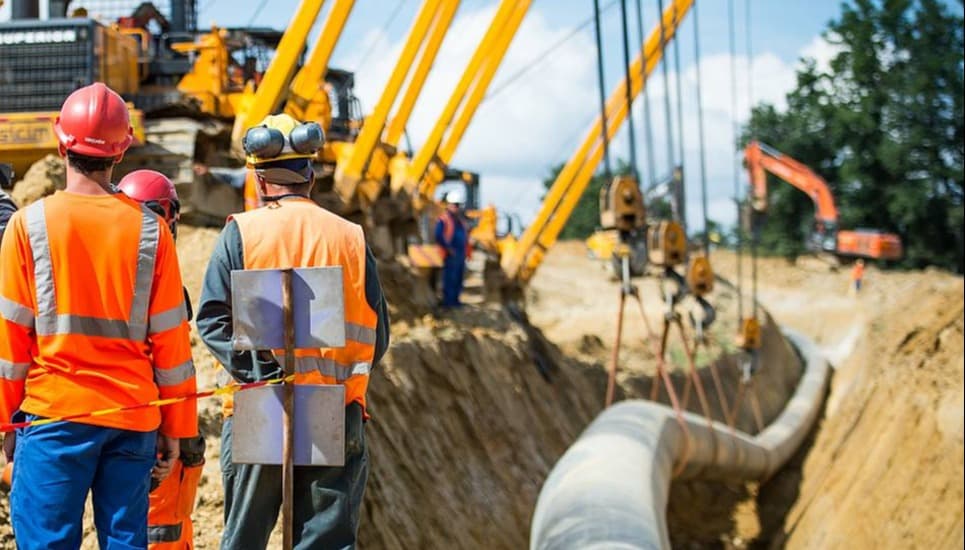 Chantier de pose de canalisation pour le transport de gaz