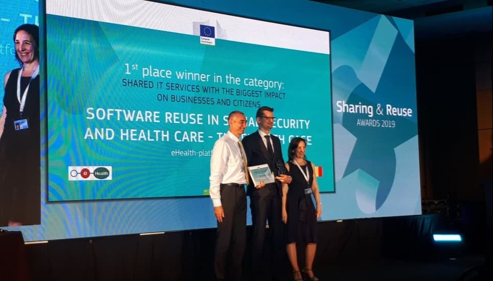Smals focusses on reusing ICT services, software and components and received the European Sharing & Reuse Award 2019.