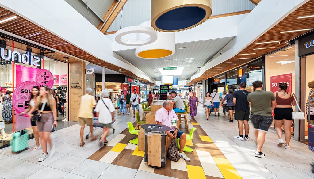 Centre Commercial Puget