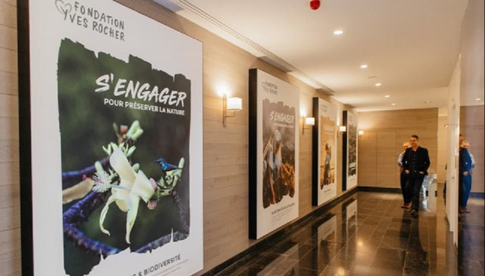 En allant au Restaurant d'Entreprise du Groupe Rocher.