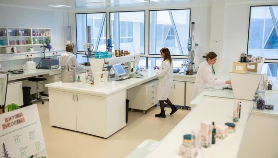 Nos laboratoires également présents sur notre siège à Issy-les-Moulineaux.