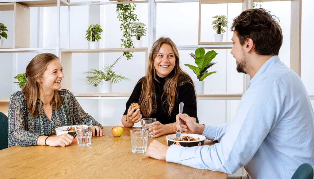 At Yago, we enjoy our lunch break all together.