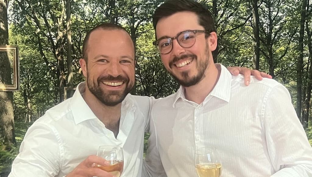 Les deux associés