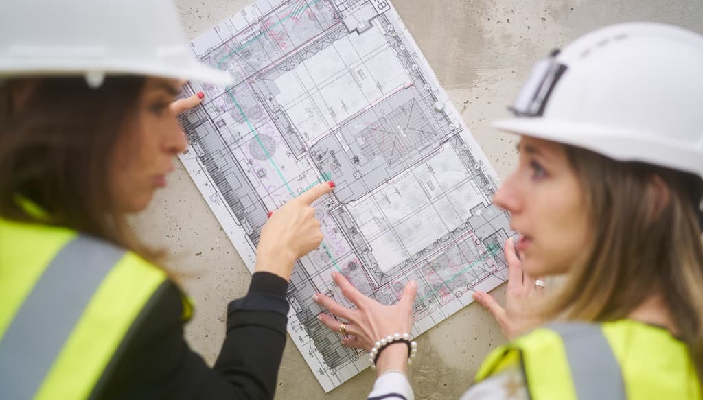Nos équipes de commercialisation et de développement sur le chantier Beige à Paris