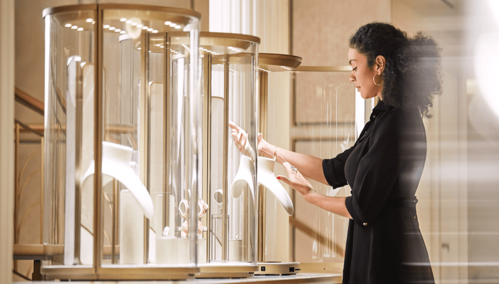 Shape the future of luxury retail, digitally and in our boutiques.