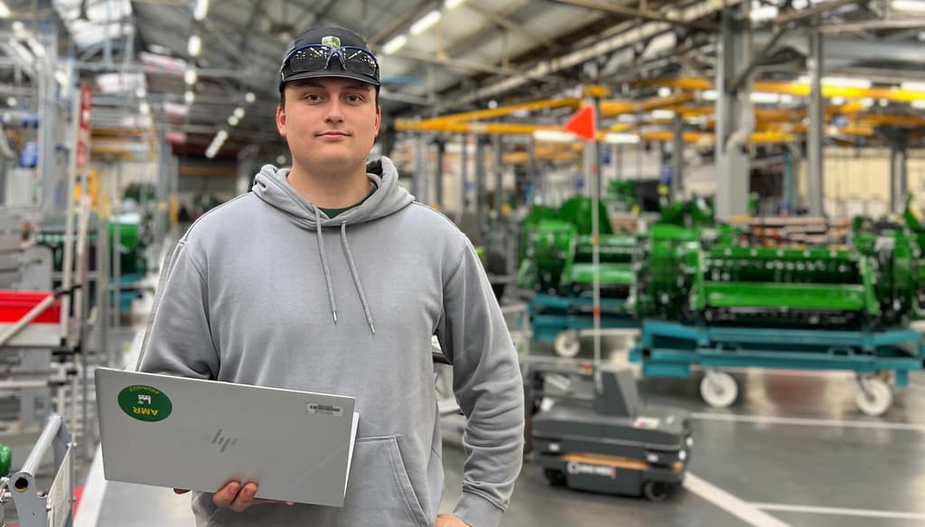 Louis, stagiaire industrie 4.0