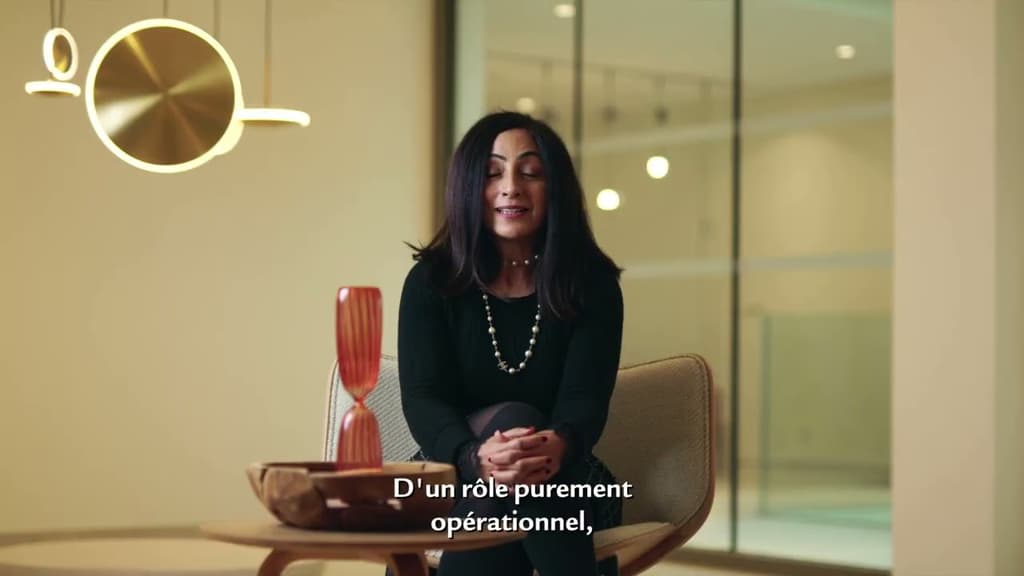 Rencontrez Amira, Responsable opérations Middle Office