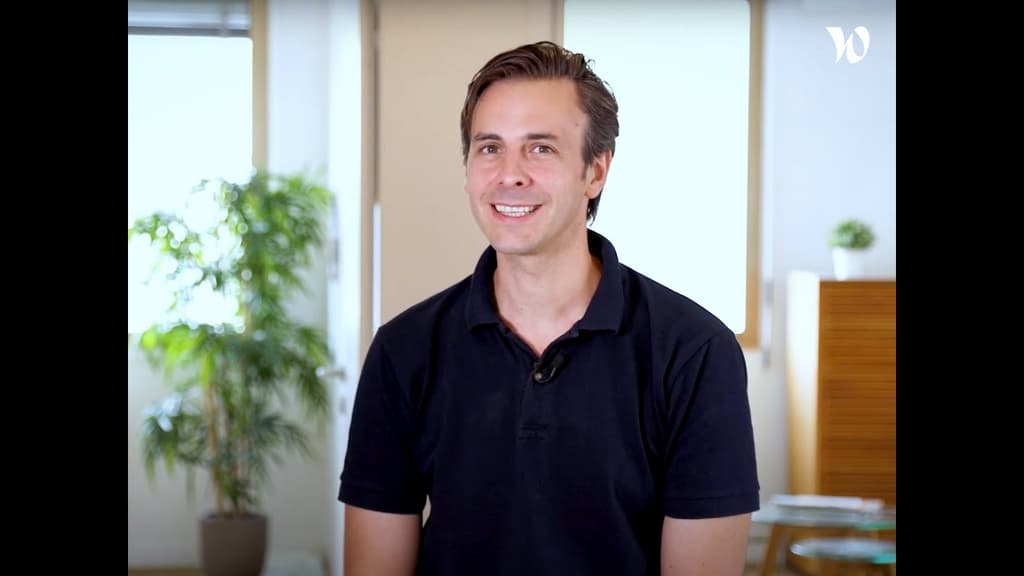 Rencontrez Lawrence, CEO et Fondateur de Retail 4 Brands