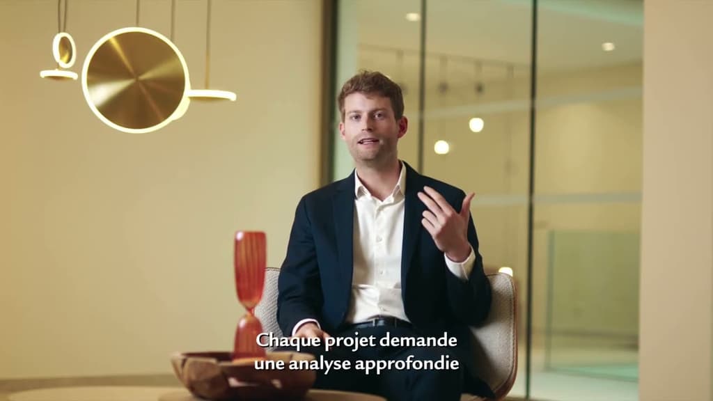 Rencontrez Charlie, Directeur adjoint des acquisitions