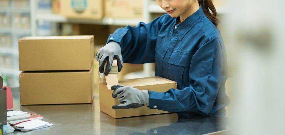 Intérimaire au travail