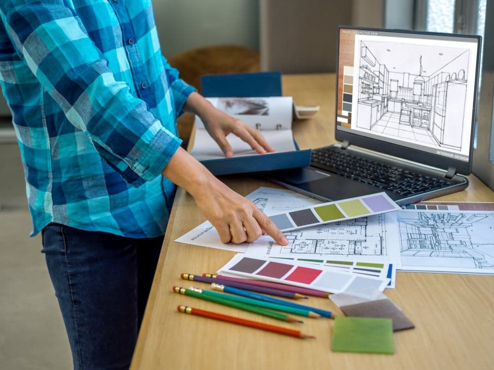 Architecte d’intérieur sur un projet de rénovation
