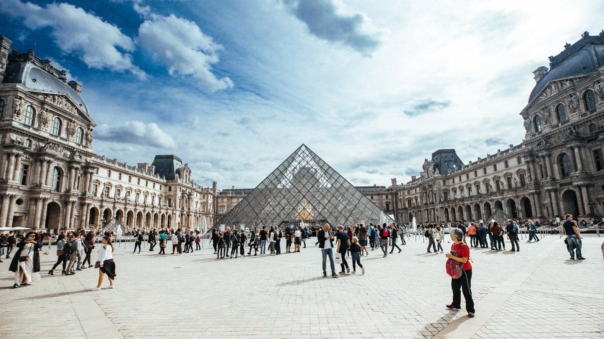 A picture of the Louvre