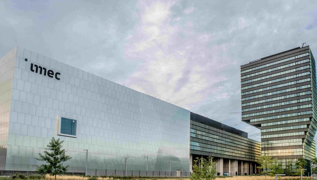 Characterization of Optical and Electrical Sensing Microelectrode Array ...